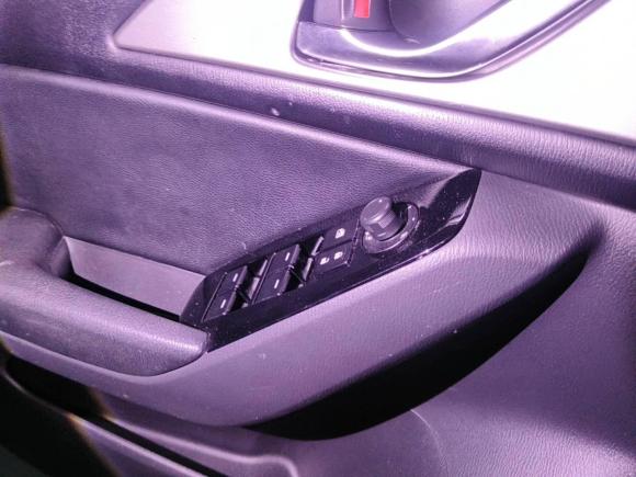 [深圳·粤M] 二手马自达马自达3 昂克赛拉2017款 三厢 1.5L 自动豪华型 国V