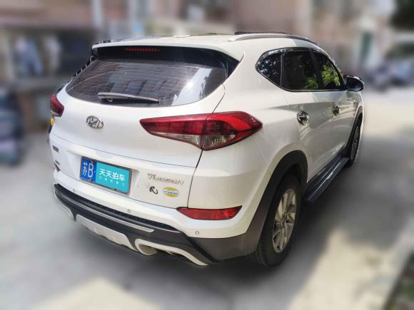 [无锡·苏B] 二手现代途胜2015款 1.6T 双离合两驱智能型