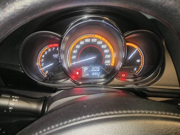 [宁波·浙B] 二手丰田YARiS L 致炫2021款 致炫X 1.5L CVT尊贵版