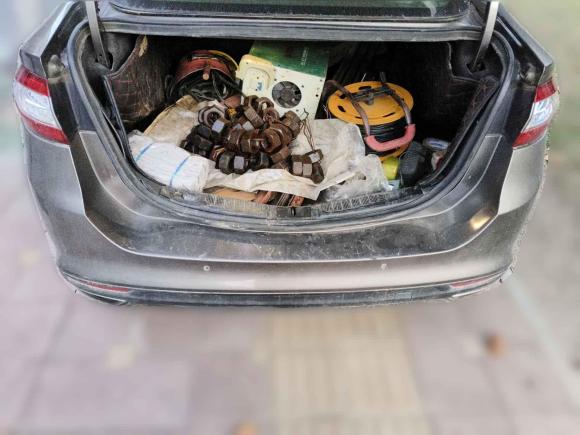 [合肥·皖M] 二手福特蒙迪欧2013款 1.5L GTDi180时尚型