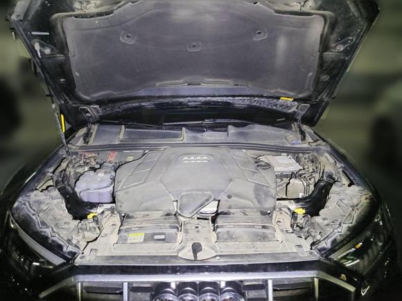 [青岛·豫G] 二手奥迪奥迪Q72021款 55 TFSI quattro S line运动型