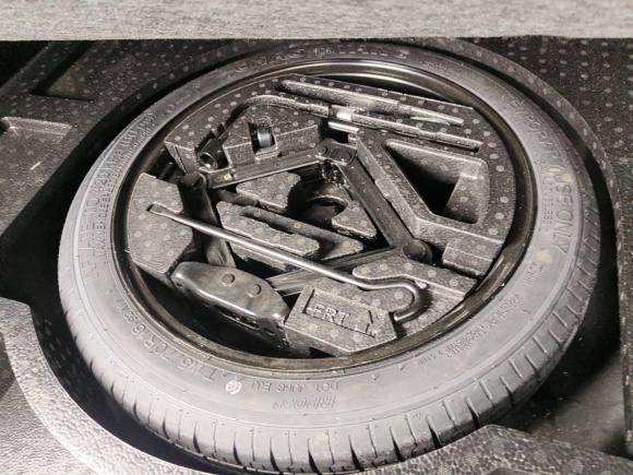 [上海·沪A] 二手飞凡汽车飞凡ER62020款 620km 智享版