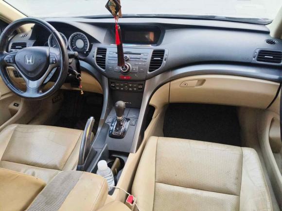 [上海·苏K] 二手本田思铂睿2013款 2.0L 豪华版