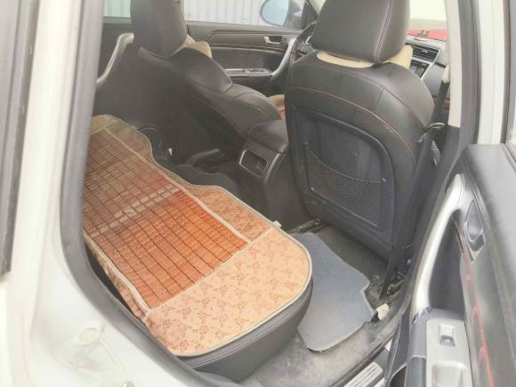 [广州·粤A] 二手哈弗哈弗H62017款 红标 运动版 1.5T 手动两驱精英型