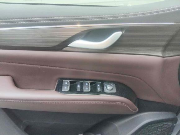 [广州·粤A] 二手东风锐骐72023款 2.3T自动两驱柴油标准型长货箱