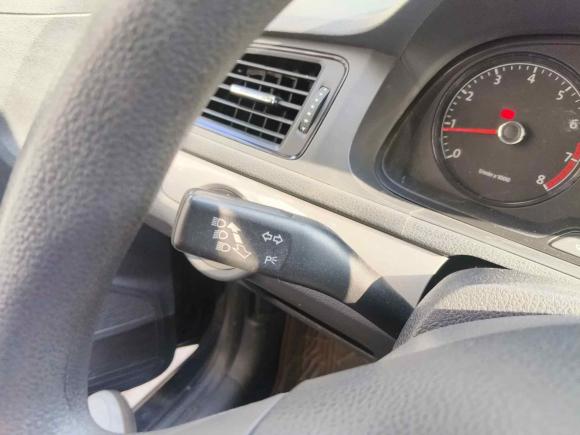 [武汉·鄂W] 二手大众朗逸2013款 改款经典 1.6L 自动风尚版