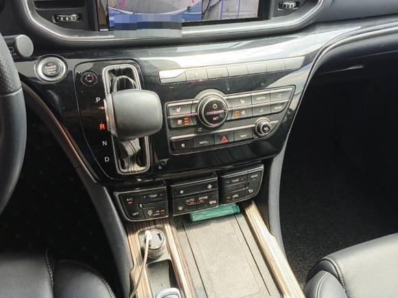 [广州·粤A] 二手广汽传祺传祺M82019款 320T 至尊版