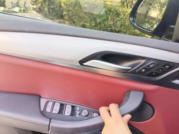 [上海·沪E] 二手宝马宝马X42022款 xDrive 25i M运动套装