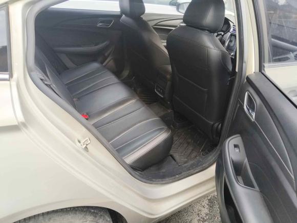 [上海·沪C] 二手荣威荣威i52019款 1.5L 手动4G互联领豪旗舰版