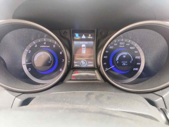 [武汉·鄂A] 二手长安长安CS752014款 1.8T 自动精英型 国IV