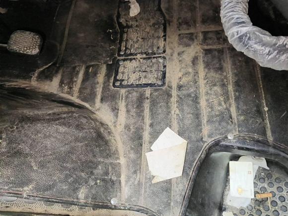 [芜湖·皖B] 二手上汽大通MAXUS新途V802021款 2.0T 手动经典傲运通长轴中顶6/7/8/9座