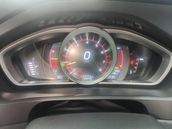 [宁波·浙B] 二手沃尔沃沃尔沃V402015款 1.6T 智雅版