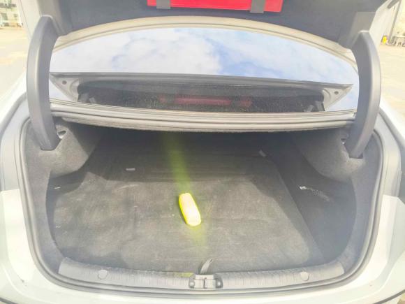 [上海·沪A] 二手比亚迪汉2024款 EV 荣耀版 506KM前驱尊贵型