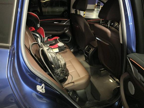 [广州·粤E] 二手宝马宝马X32022款 xDrive30i 领先型 M曜夜套装