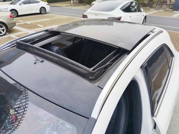 [苏州·苏E] 二手奔驰奔驰GLA2017款 GLA 200 时尚型