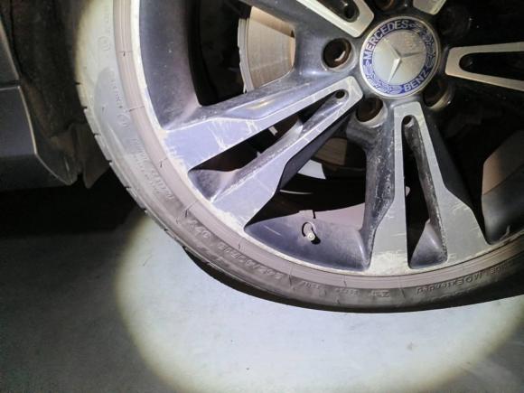 [上海·沪B] 二手奔驰奔驰C级2015款 C 200 运动版 4MATIC