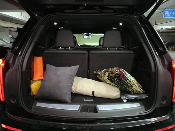 [广州·粤A] 二手凯迪拉克凯迪拉克XT62022款 2.0T 七座两驱豪华型