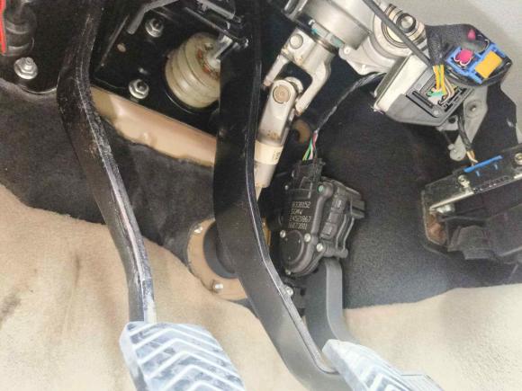 [深圳·粤L] 二手五菱汽车五菱宏光2016款 1.5L S舒适型