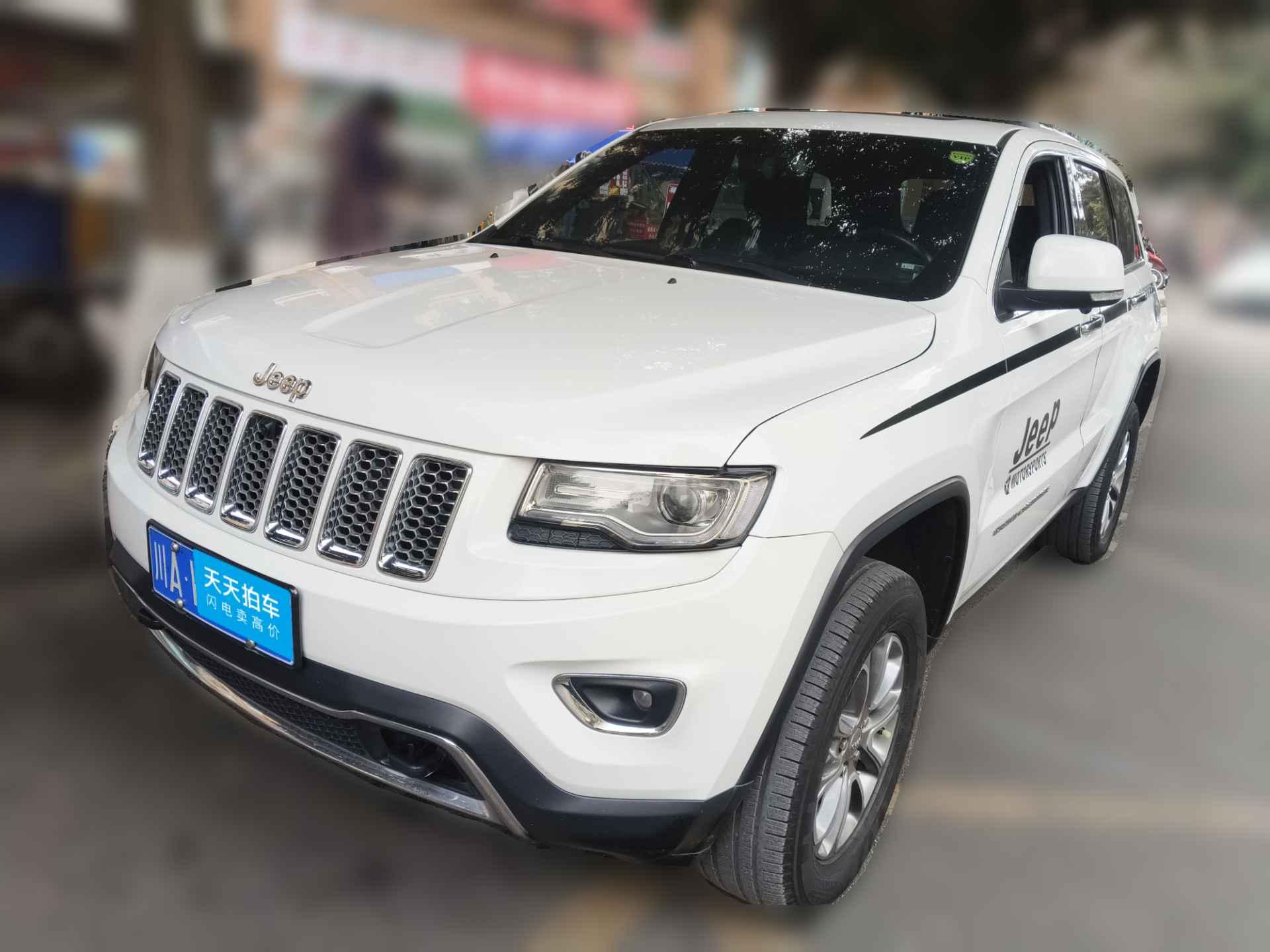 [成都·川A] Jeep大切诺基2014款 3.6L 舒适导航版