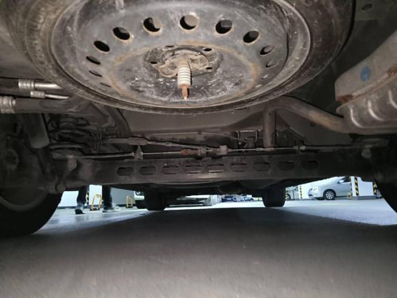 [南京·苏A] 二手别克别克GL82013款 2.4L CT豪华商务舒适版