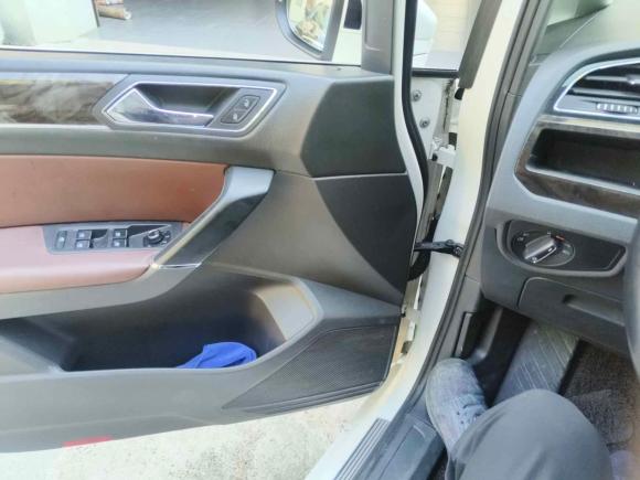 [上海·沪B] 二手大众途安2016款 途安L 280TSI DSG豪华版