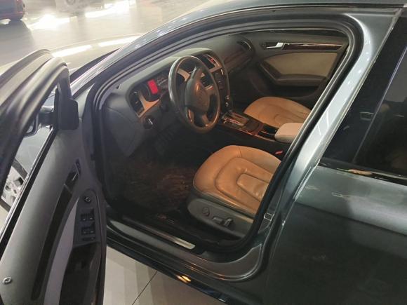 [无锡·苏B] 二手奥迪奥迪A4L2011款 2.0 TFSI 舒适型
