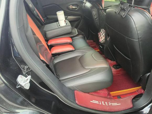 [上海·沪C] 二手Jeep自由光2019款 2.0T 两驱智享版 国V