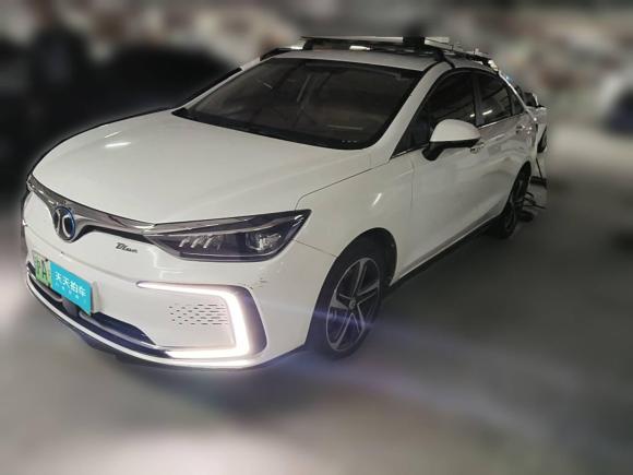 [上海·沪A] 二手北京汽车北京EU52019款 R500 智风版