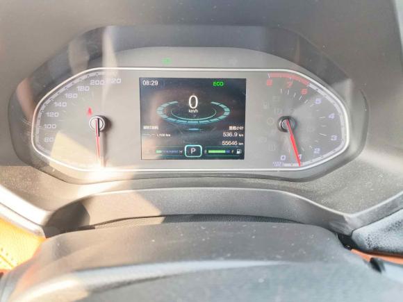 [上海·皖A] 二手奇瑞瑞虎72016款 2.0L CVT耀目版