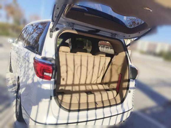 [青岛·鲁B] 二手别克别克GL82017款 ES 28T 豪华型 国V