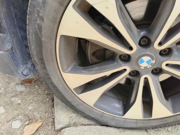 [苏州·苏E] 二手宝马宝马X12021款 sDrive20Li 时尚型