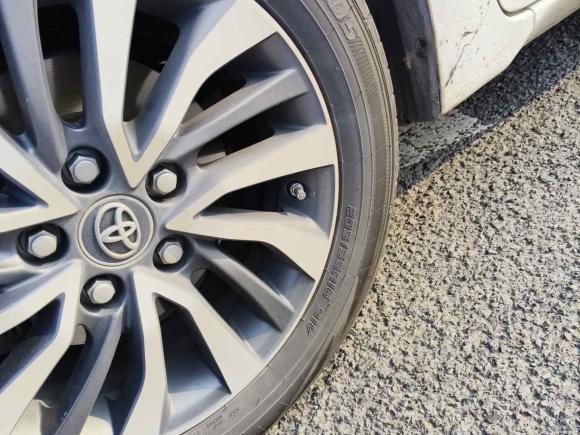 [宁波·浙B] 二手丰田卡罗拉2017款 改款双擎 1.8L E-CVT精英版