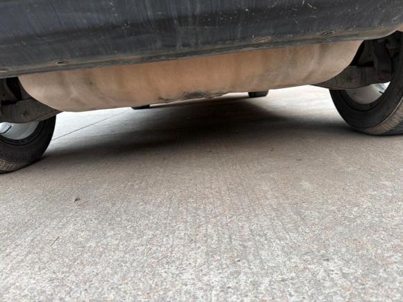 [义乌·黑M] 二手Jeep自由客2013款 2.4 炫黑运动版