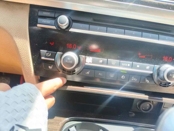 [上海·沪C] 二手宝马宝马7系2009款 730Li豪华型