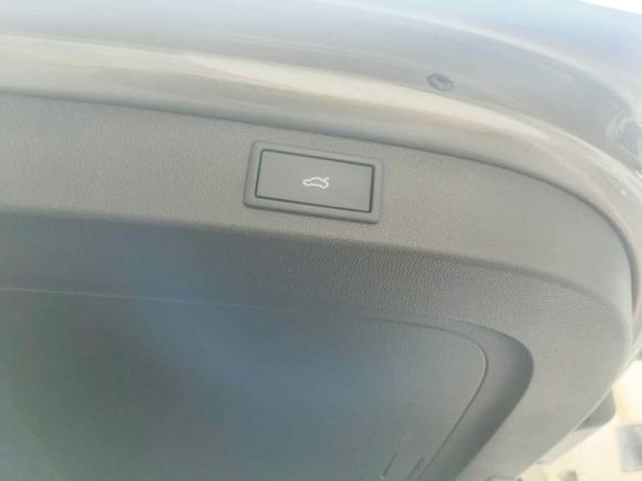 [上海·沪A] 二手斯柯达柯迪亚克2017款 TSI330 7座两驱豪华版