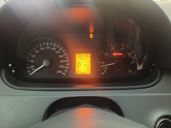 [深圳·粤B] 二手奔驰威霆2010款 2.5L 精英版