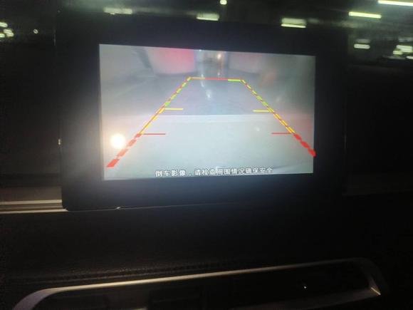 [深圳·粤B] 二手比亚迪比亚迪e32020款 高续航版 耀·豪华型