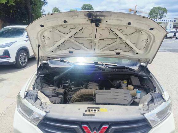 [金华·贵B] 二手五菱汽车五菱宏光2019款 1.5L S基本型L2B