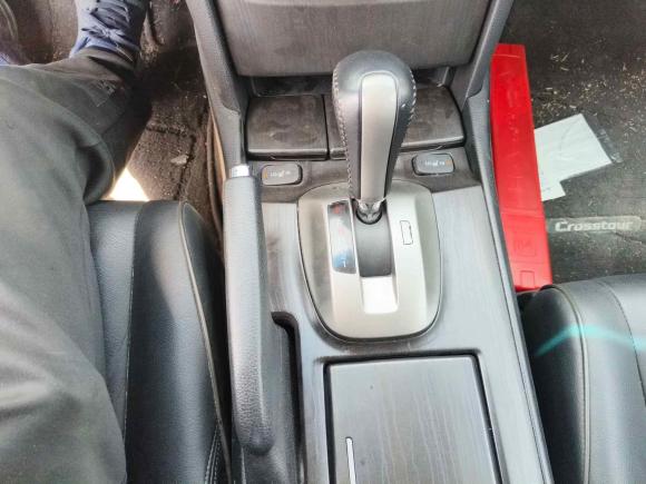 [上海·沪C] 二手本田歌诗图2012款 2.4L 尊享版