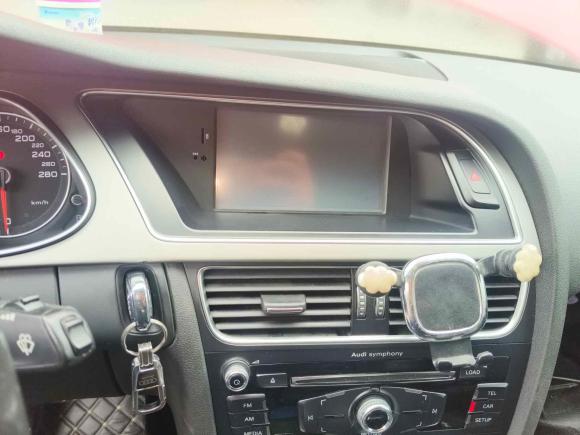 [深圳·赣D] 二手奥迪奥迪A4L2015款 35 TFSI 自动标准型