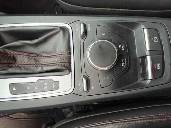 [西安·陕U] 二手奥迪奥迪Q2L2022款 35 TFSI 进取动感型