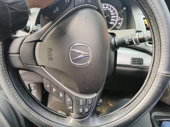 [上海·沪J] 二手讴歌讴歌RDX2016款 3.0L 四驱尊享版