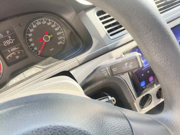 [武汉·鄂W] 二手大众朗逸2013款 改款经典 1.6L 自动风尚版