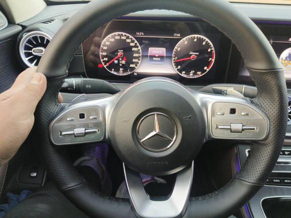 [无锡·苏B] 二手奔驰奔驰E级2020款 E 300 L 运动时尚型