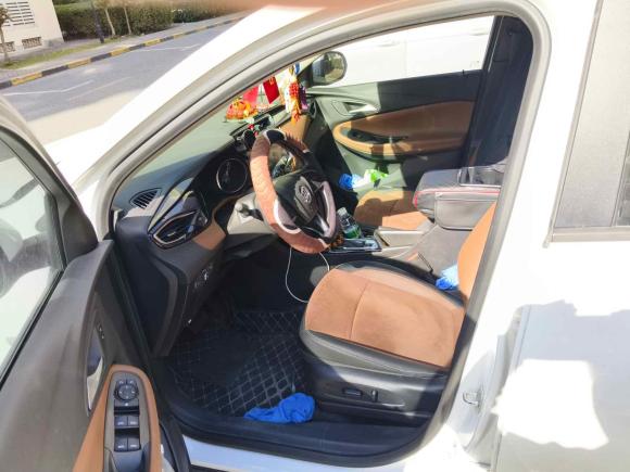 [上海·皖M] 二手别克昂科拉GX2020款 20T CVT两驱豪华型