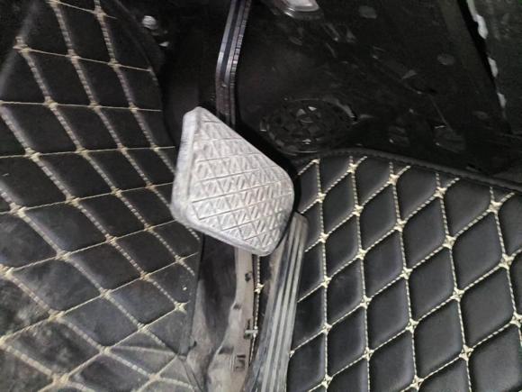 [宁波·浙B] 二手奔驰奔驰C级2015款 C 180 L 运动型