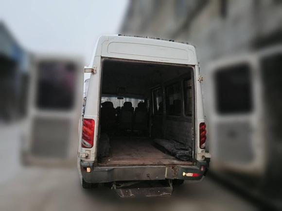 [武汉·鄂A] 二手依维柯依维柯褒迪2013款 2.8T-A32 快运版