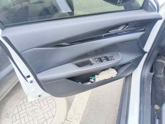 [湖州·浙E] 二手长安长安UNI-V2024款 1.5T 尊贵型