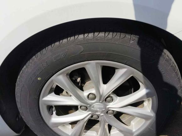 [上海·苏E] 二手荣威荣威i52019款 1.5L 自动4G互联领豪版