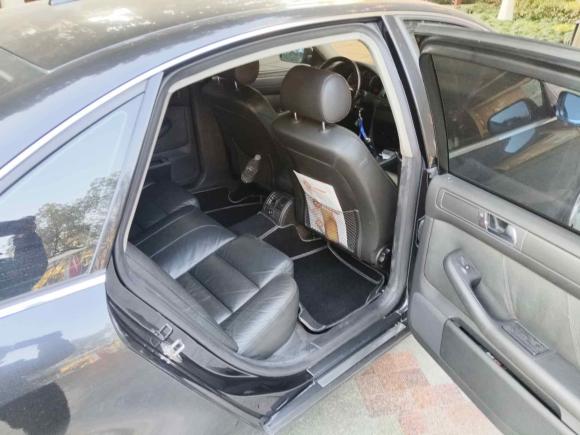 [杭州·浙A] 二手奥迪奥迪A62004款 1.8T 手动基本型